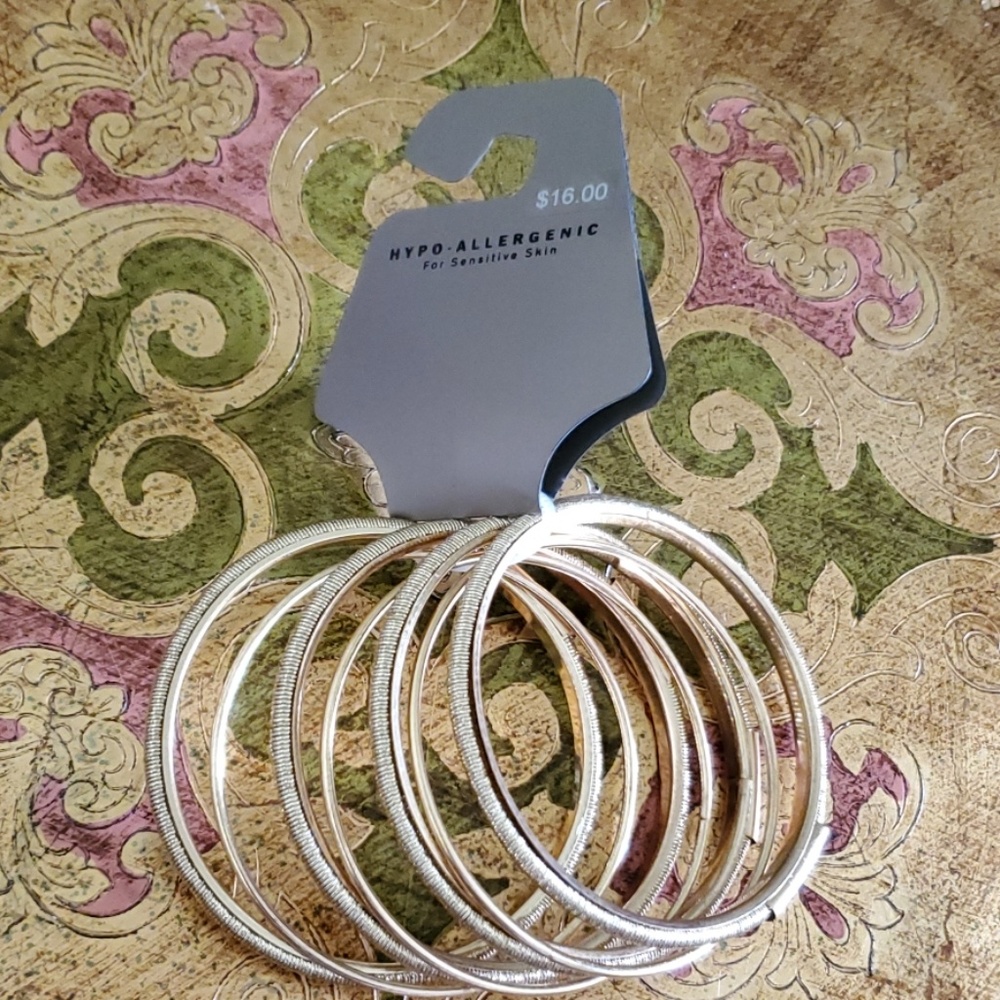 Hypo-Allergenic Bull Ion Bracelets
